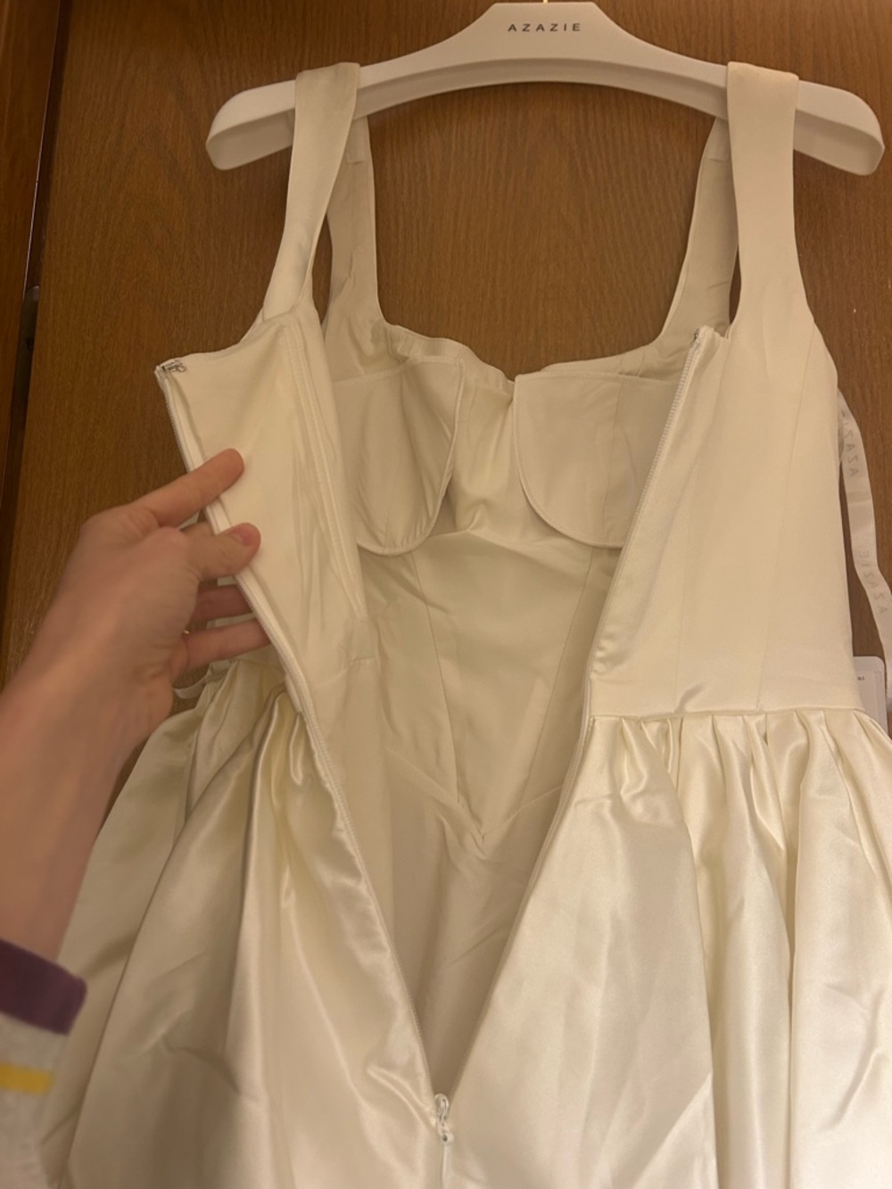 Wedding/Prom Dress - Picture 3 of 7